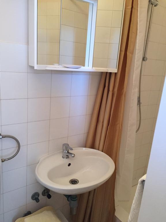 Guest House Punta Grzan Petrcane Quarto foto
