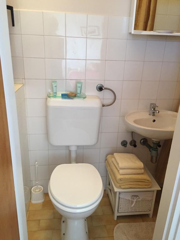 Guest House Punta Grzan Petrcane Quarto foto