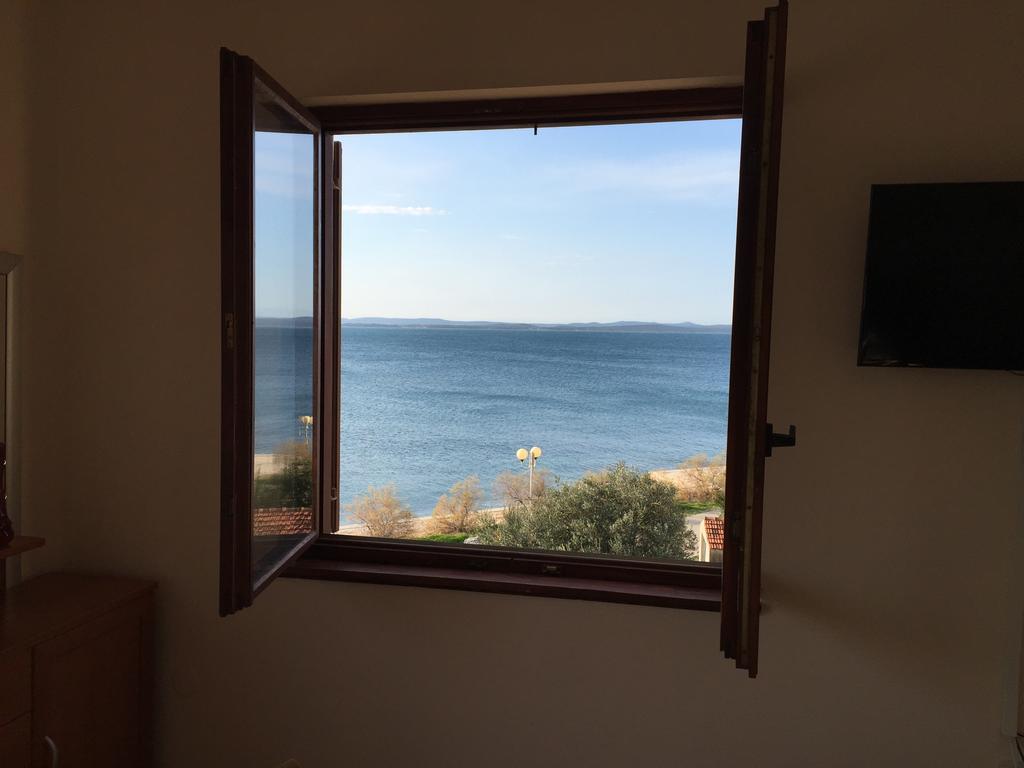 Guest House Punta Grzan Petrcane Quarto foto