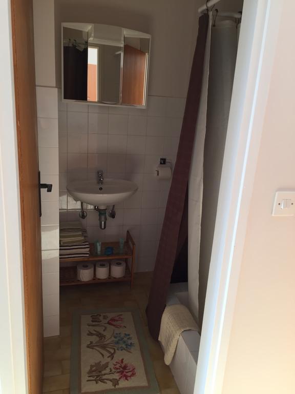 Guest House Punta Grzan Petrcane Quarto foto