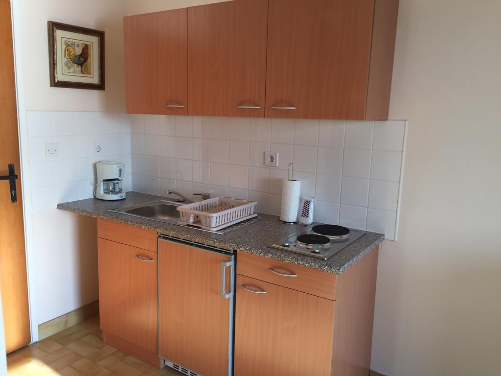 Guest House Punta Grzan Petrcane Quarto foto